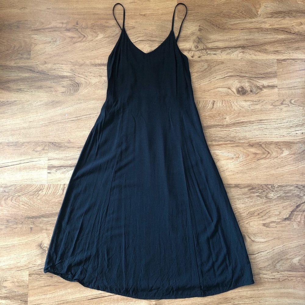 Black midi dress